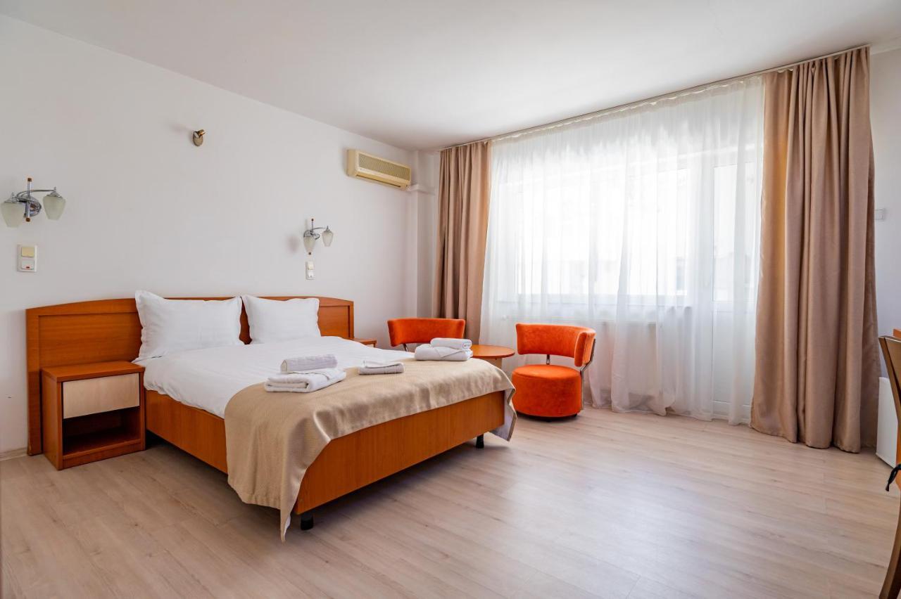 Complex Paloma Coral Hotel Мамая Екстериор снимка