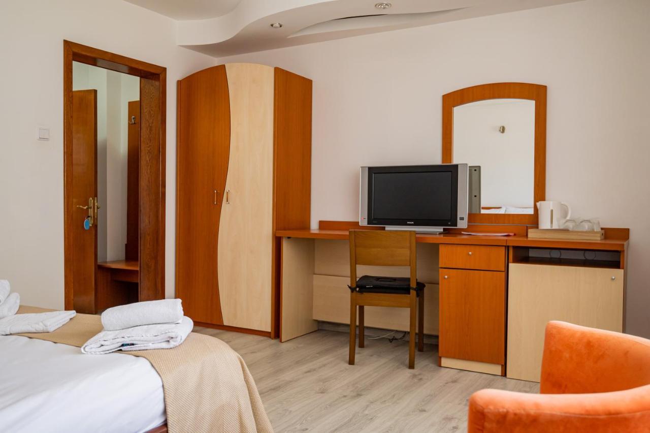 Complex Paloma Coral Hotel Мамая Екстериор снимка
